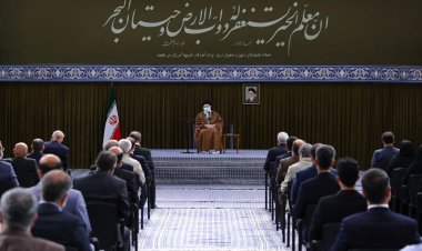 رهبر معظم :  به مسائل معیشتی، بیمه، بازنشستگی و درمان  معلمان توجه ویژه شود