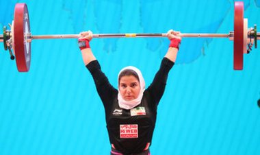 دختر «نقره‌ای»  به ایران برنگشت