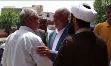 ببینید | دلجویی از ناظم کتک خورده