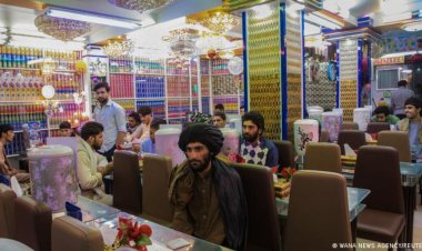 صیانت طالبان از مردم به غذا خوردن هم رسید!