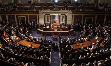 سنای آمریکا بسته کمک 40 میلیارد دلاری به اوکراین را تصویب کرد