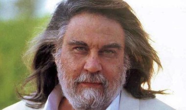 ونجلیس؛ خالقِ محبوب‌ترین موسیقی صداوسیما در دهه 60 درگذشت