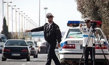 فرار عجیب راننده متخلف با مامور پلیس در بوشهر