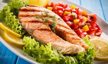 متوسط مصرف هفتگی ماهی و آبزیان؛ ایران: کمتر از ۳۰ گرم، دنیا: ۱۷۰ گرم