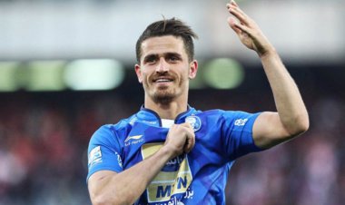 وریا غفوری از فوتبال خداحافظی می‌کند؟