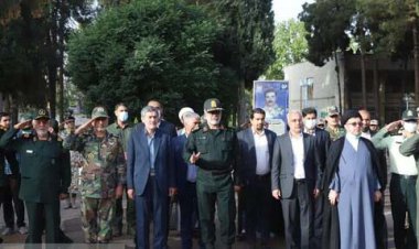 استاندار فارس: فتح خرمشهر نتیجه وحدت نیروهای نظامی تحت فرماندهی واحد بود