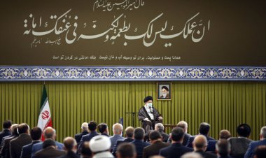 رهبر معظم: دنبال حل مشکلات اساسی باشید