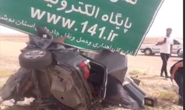 ببینید| مچاله شدن پژو در برخورد با تابلوی کنار جاده