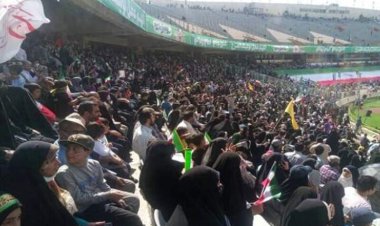 ببینید | اجرای سرود «سلام فرمانده» توسط نوجوانان دهه نودی در ورزشگاه آزادی