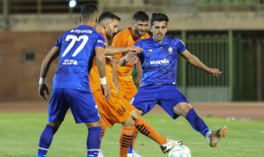 مس و ملوان لیگ برتری شدند