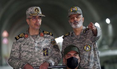 بازدید رئیس ستاد کل نیروهای مسلح از پایگاه  سری ارتش