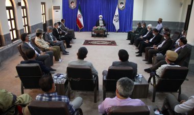 امام جمعه بوشهر: عشایر پشتیبان نظام جمهوری اسلامی هستند