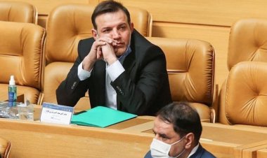 تایید حکم محرومیت عزیزی خادم در استیناف