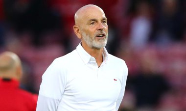 ببینید| تبریک غیرمنتظره سرمربی میلان به استقلالی‌ها!