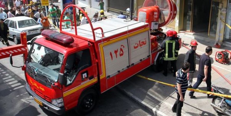 آتش نشانان تهران وارد آبادان شدند