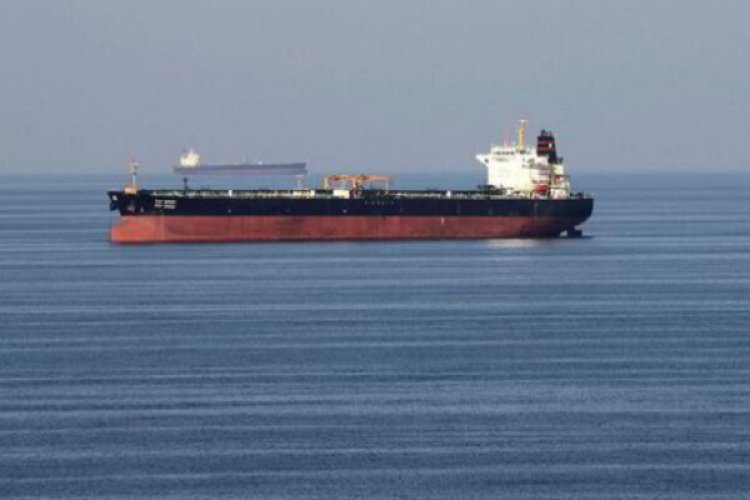 سپاه خبر داد؛ توقیف ۲ فروند نفتکش یونانی در آب‌های خلیج فارس