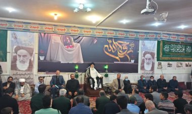 علم‌الهدی: رهبری قدرتمندتر از رهبر ایران روی کره زمین وجود ندارد