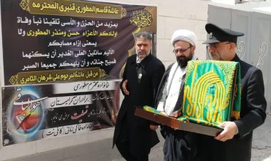 خادمان امام رضا(ع) به دیدار خانواده‌های جانباختگان متروپل آبادان رفتند