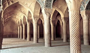 مدیر پایگاه میراث فرهنگی شهر تاریخی شیراز: فرونشست مسجد وکیل شیراز صحت ندارد