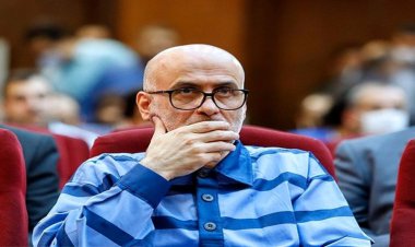 حکم «اکبر طبری» در دیوان عالی نقض شد