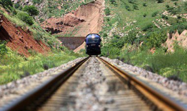 مدیر پایانه ریلی سرخس: خبر خروج واگن باری مشهد - سرخس صحت ندارد؛ اصلا چنین اتفاقی نیفتاده