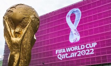 رونمایی از پوستر جام جهانی قطر