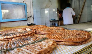 کاهش فعالیت نانوایی‌های شیراز، کم شدن سهمیه آرد یا فروش در بازار آزاد؟