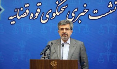 بازداشت ۲ نفر  در موضوع سرقت از صندوق‌های امانت بانک ملی