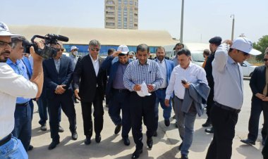 بازدید وزیر میراث فرهنگی از جاذبه‌های گردشگری اروندرود