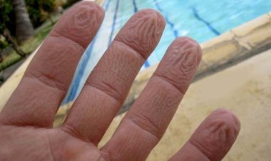 فواید شگفت‌انگیز چروک انگشتان در حمام!