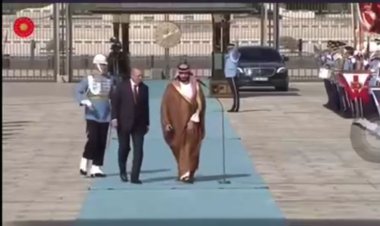 فیلم| سنت‌ شکنی ولیعهد عربستان سعودی!