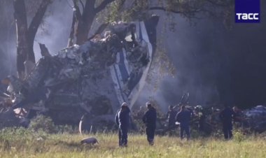 فیلم| هواپیمای نظامی روسیه سقوط کرد