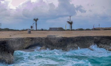 بندر مسافری قشم تعطیل شد