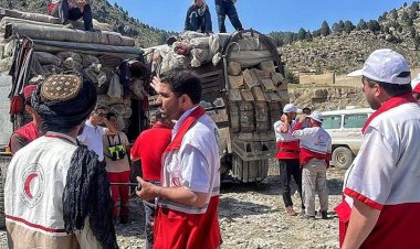 ارسال پنج محموله کمک هوایی و زمینی از سوی ایران به زلزله‌زدگان افغانستان