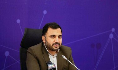 وزیر ارتباطات: فیلترینگ اینستاگرام و واتساپ شایعه است