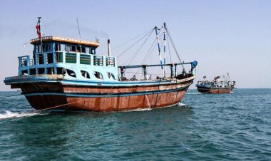 نجات ۹ خدمه موتور لنج باری در بوشهر