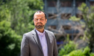 وزیر اقتصاد فردا به خوزستان سفر می‌کند