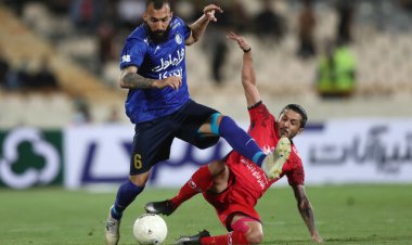 روزبه چشمی با استقلال تمدید کرد