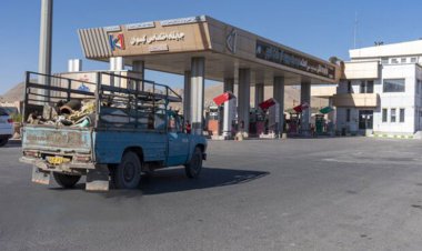 کارت های سوخت جایگاه داران عرضه سوخت در هشت بندی جمع آوری می‌شود