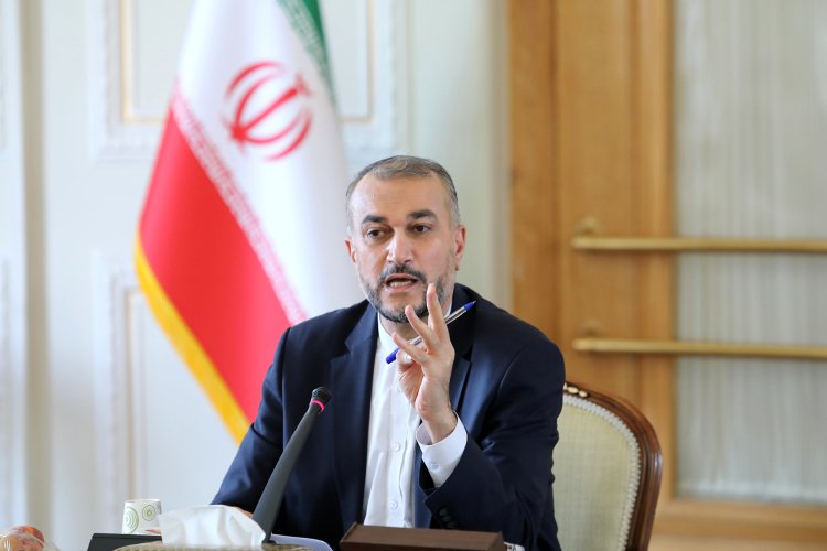 وزیر امور خارجه: در مذاکرات از حقوق ملت ایران نمی‌گذریم