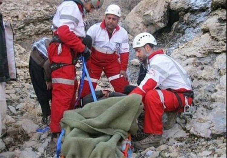 کشف جسد یک کوهنورد در ارتفاعات جهرم