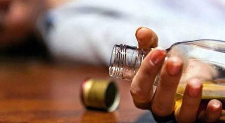 مسمومیت گروهی  و  مرگ  ۲ نفر با الکل در خوزستان