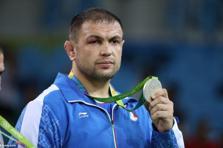 پس از ۱۰ سال هفتمین مدال طلای ایران از المپیک لندن به تهران رسید