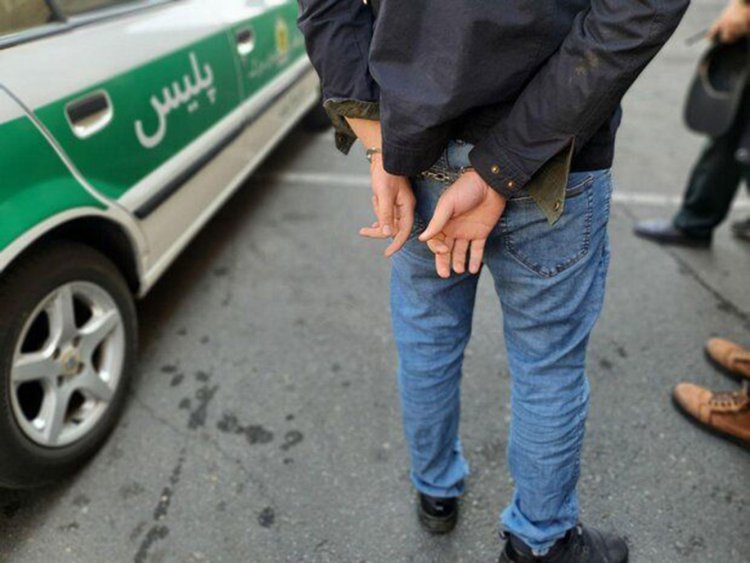 سارقان زورگیر تلفن همراه در دزفول دستگیر شدند