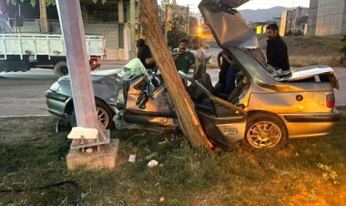 تصادف در یاسوج یک کشته و چهار مجروح به جای گذاشت