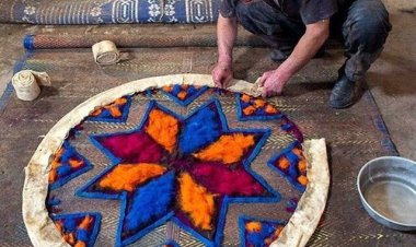 چرا بیمه فعالان صنایع دستی و گردشگری قطع شد؟