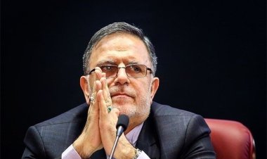 رئیس اسبق بانک مرکزی محاکمه می شود