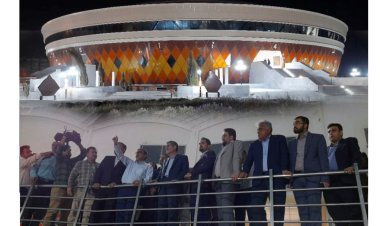 بازدید استاندار فارس از سالن ورزشی خیرساز منیری لارستان