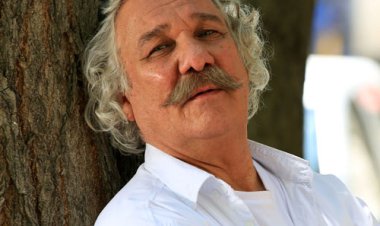 بازیگر پیشکسوت گچسارانی در بیمارستان بستری شد