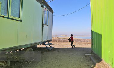 کانکس‌های اسکان موقت به مناطق زلزله‌زده هرمزگان رسید